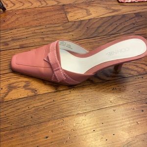 Women’s Pink heel